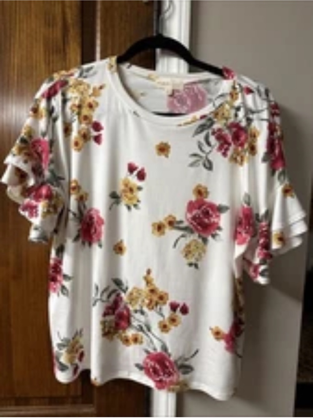 White Floral Short Sleeve Ruffle Tee